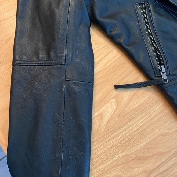 Leather jacket Calvin Klein XS high collar with imperfections - Picture 3 of 4